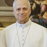 Tensión en las alturas: el papa León XIV enfrenta críticas de Trump mientras avanza su histórica gira por África