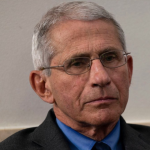 Fauci se acoge a la Quinta Enmienda y evita responder al Senado en explosiva audiencia sobre el COVID-19